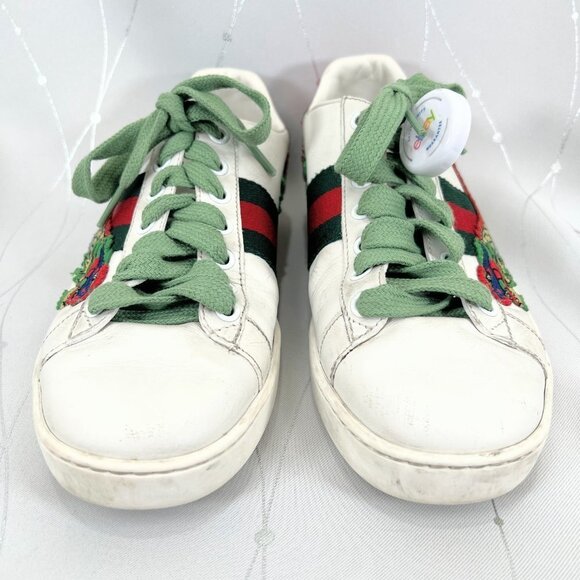 Gucci White Sneakers with Green Laces and Dragon Embroidery - Picture 4 of 14